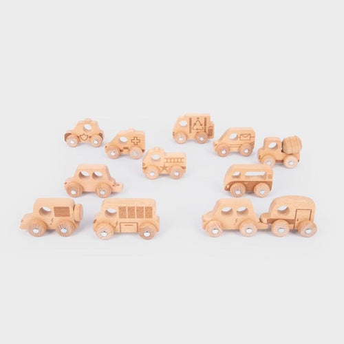 NATURAL WOODEN VEHICLES SET