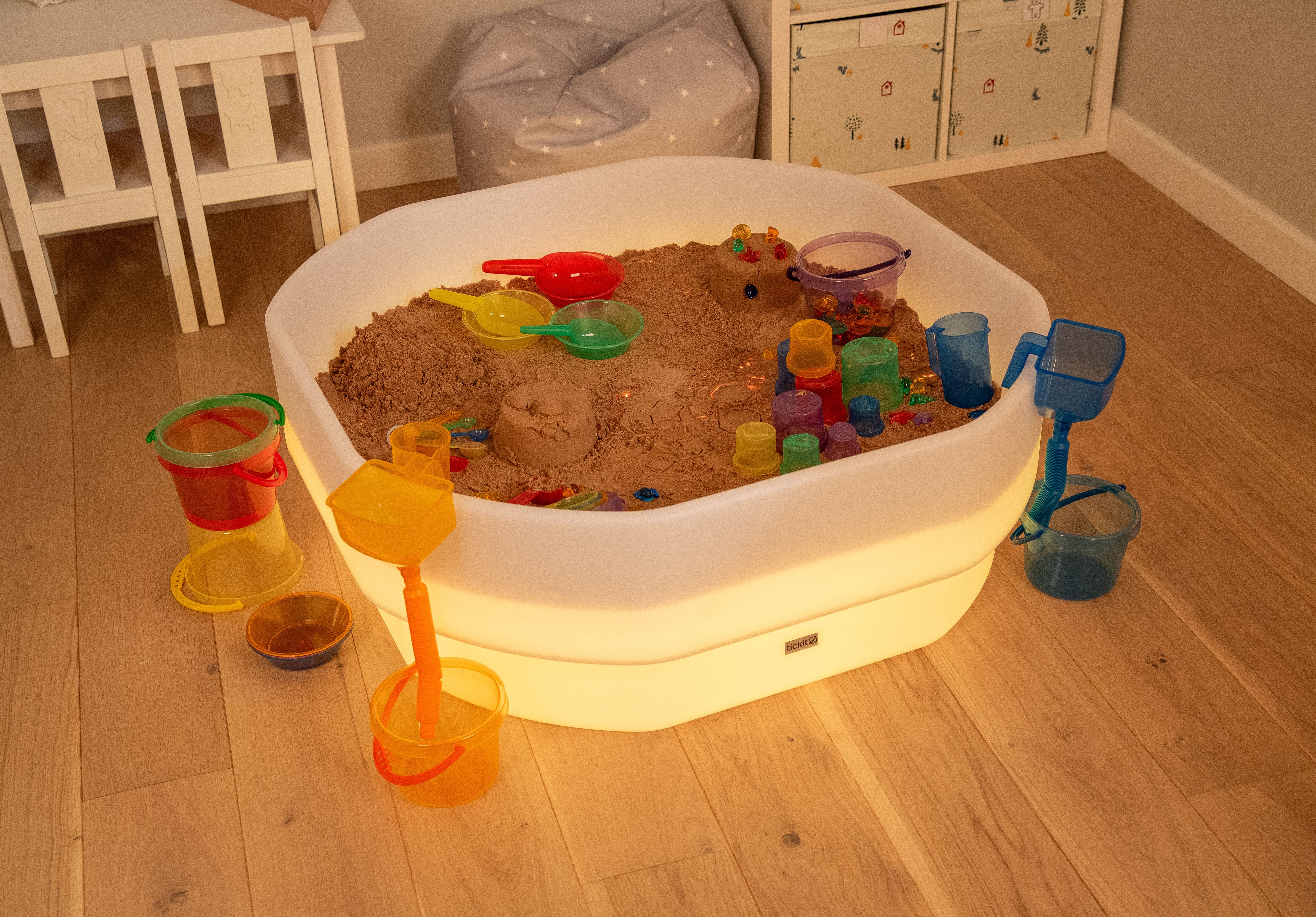 Discovery Glow Tuff Table