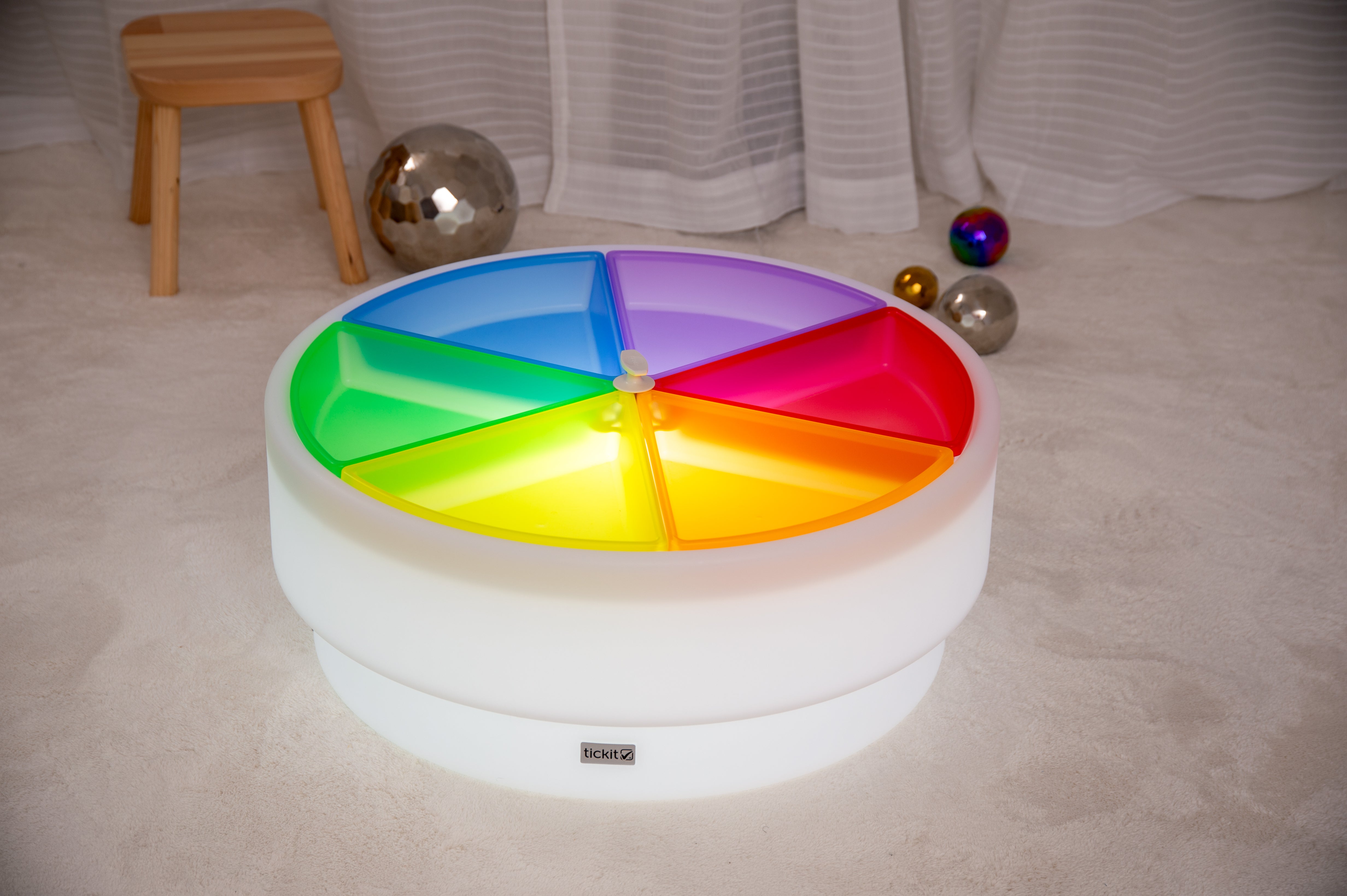 Discovery Glow Low Table + Colour Discovery Trays