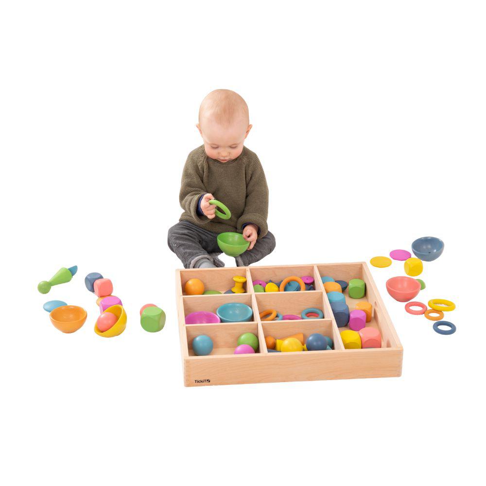 WOODEN SORTING TRAY - 7 WAY