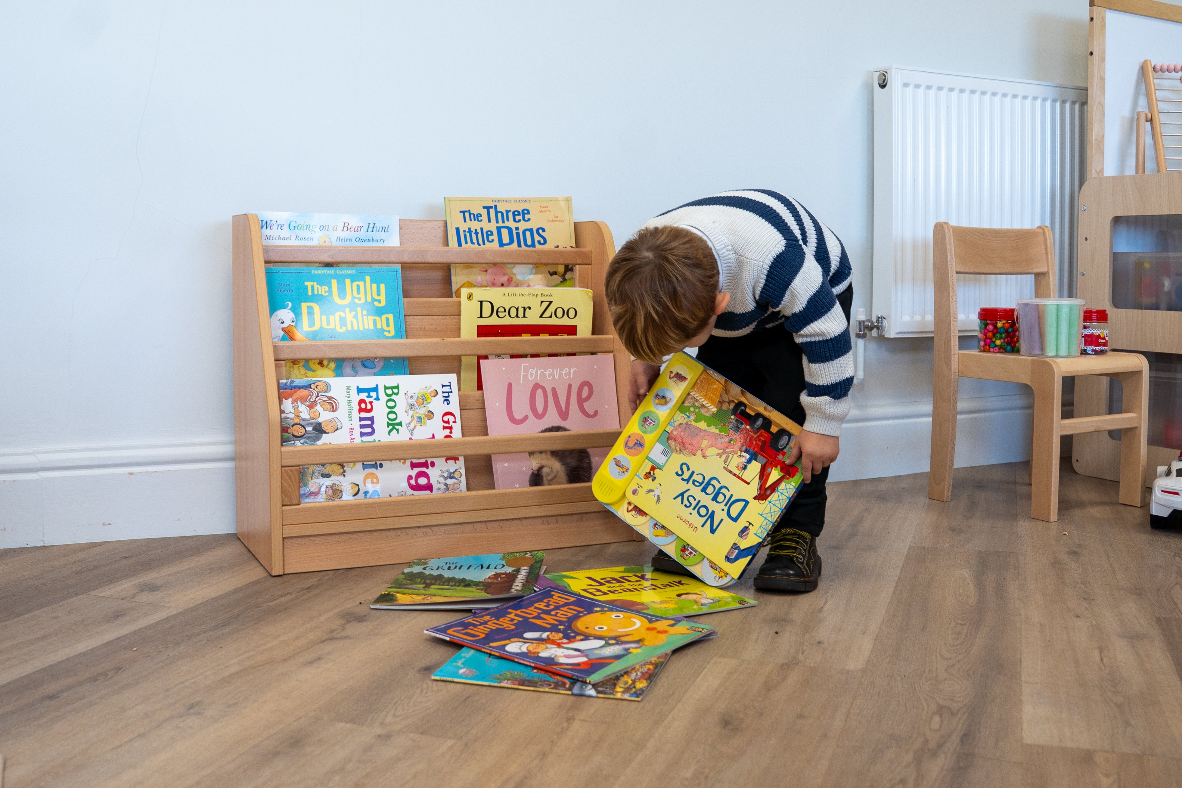 RS Toddler Bookcase