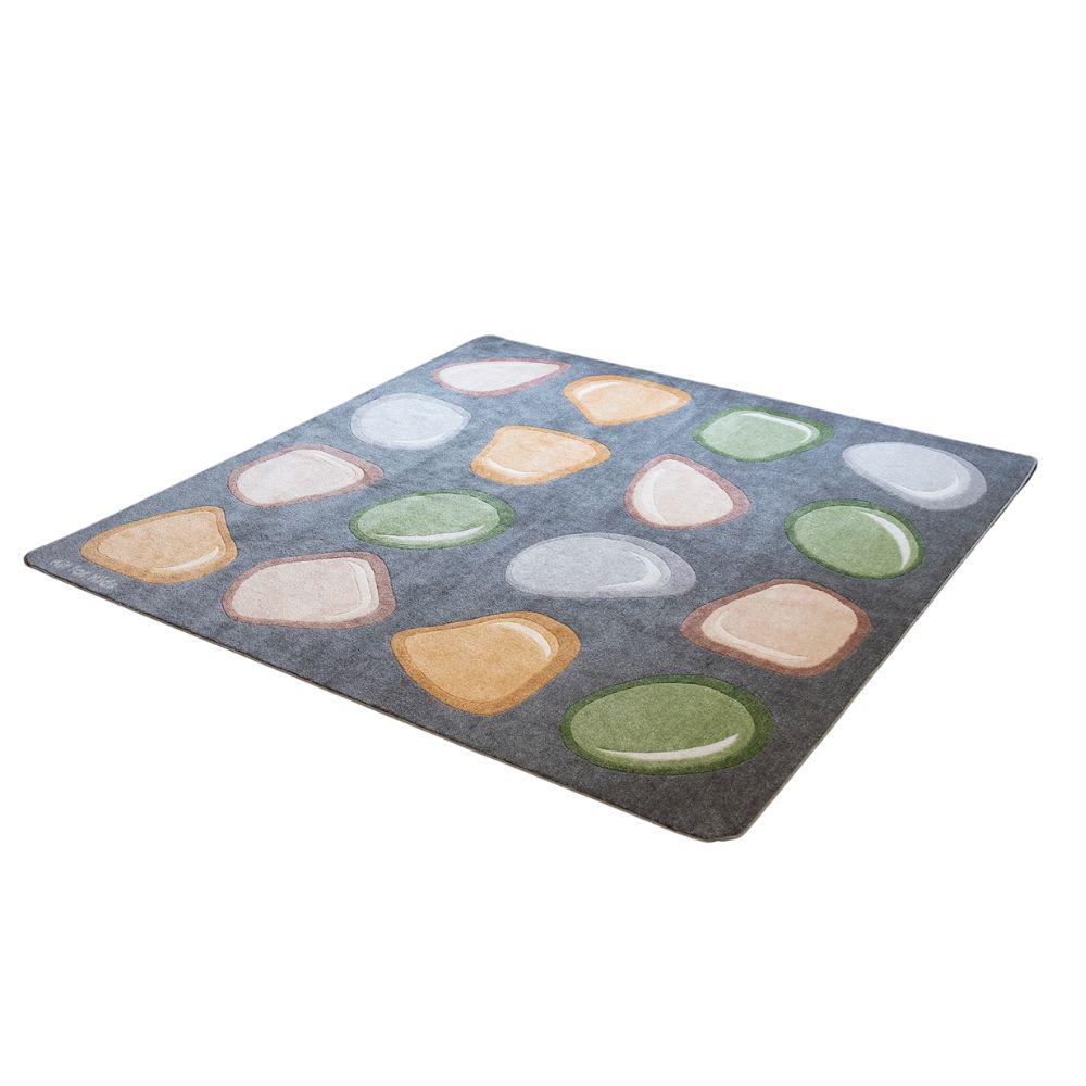 Natural World Carved Pebble Placement Carpet